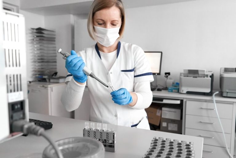 Read more about the article 2 - ELISA Weak/No Signal? Causes & Solutions for Reliable Results